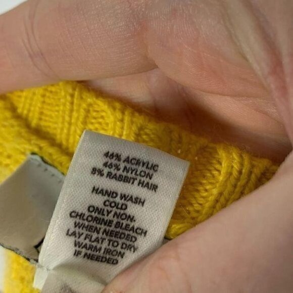 Ann Taylor loft sweater XS Yellow 8% rabbit hair - Picture 9 of 10